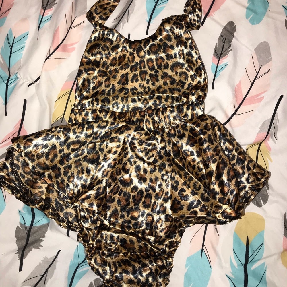 Baby Girl Leopard Outfit! Size 70.